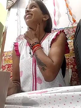 Hotty-Nidhi online show from June 2026 03:26:01 AM