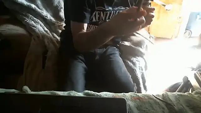 Snapshot of hahard1onestill chatting on February 2026 11:08:02 PM hahard1onestill online show from February 2026 11:08:02 PM