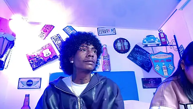 Snapshot of lili_roussi chatting on October 2025 12:22:02 AM lili roussi online show from October 2025 12:22:02 AM