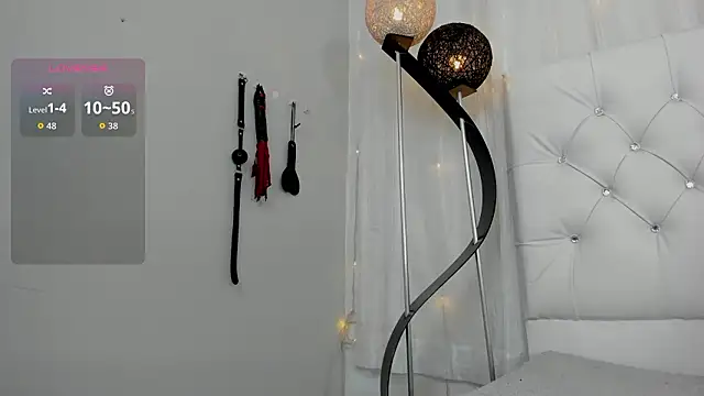 Snapshot of sarah_temptation chatting on February 2026 09:16:01 PM sarah temptation online show from February 2026 09:16:01 PM