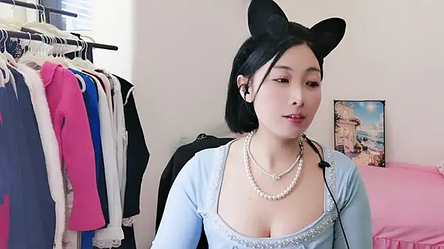 Snapshot of Rachel-6600 chatting on May 2026 05:23:02 AM Rachel-6600 online show from May 2026 05:23:02 AM