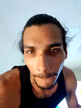 Snapshot of HazelEyedJay420 chatting on March 2025 03:33:02 AM HazelEyedJay420 online show from March 2025 03:33:02 AM