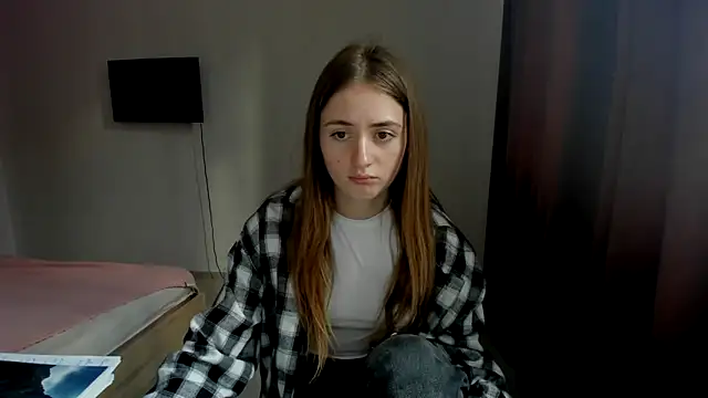 LilyHaart online show from October 2025 12:37:02 PM