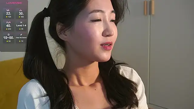 SeulBi online show from March 2025 12:02:02 PM