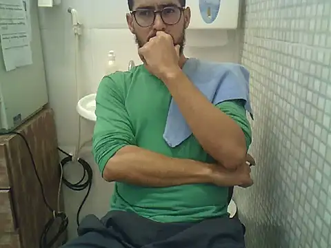 pdasgyn online show from October 2025 12:39:02 PM