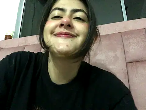 skyler1195 online show from October 2025 06:23:02 AM