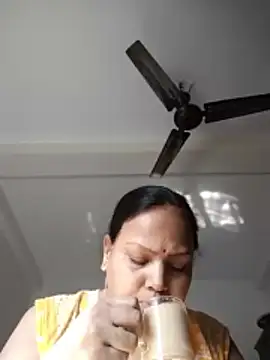 Arohi35 online show from February 2026 03:33:02 AM