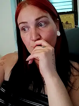 TiffiChantiT2 online show from June 2026 06:42:01 PM