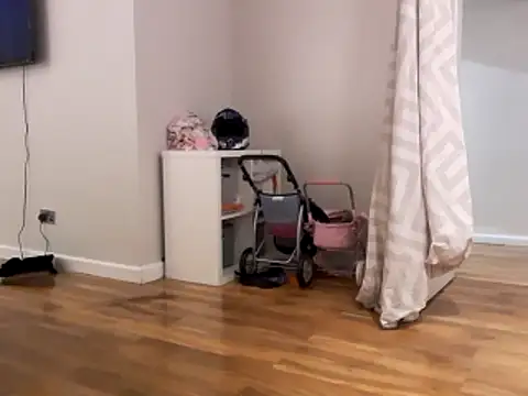 Nick-Ox online show from November 2025 04:25:01 PM