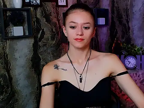 LanaTey online show from September 2025 06:24:01 AM