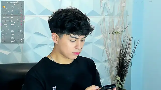 Snapshot of Sam_Daves chatting on October 2025 01:39:02 PM Sam Daves online show from October 2025 01:39:02 PM