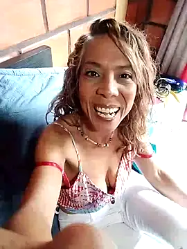 Lady Lolla11 online show from October 2025 03:10:02 PM