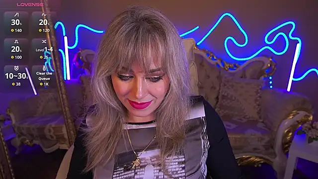 CandyLadyyy online show from October 2025 08:42:01 PM