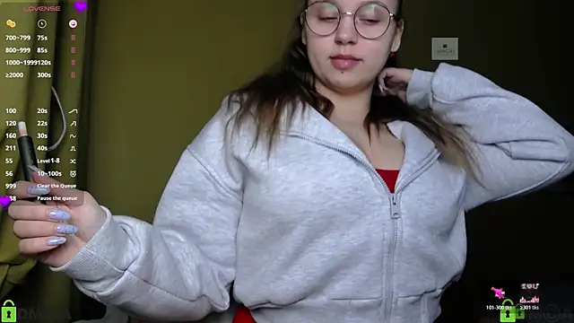 Snapshot of Lilysweet13 chatting on October 2025 12:38:01 PM Lilysweet13 online show from October 2025 12:38:01 PM