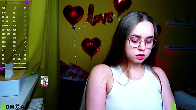 Snapshot of Lilysweet13 chatting on February 2026 09:40:02 PM Lilysweet13 online show from February 2026 09:40:02 PM