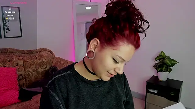 Snapshot of jenn_cg chatting on March 2025 08:06:02 PM jenn cg online show from March 2025 08:06:02 PM