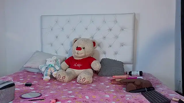 Snapshot of megan_stathann chatting on February 2026 04:07:02 PM megan stathann online show from February 2026 04:07:02 PM