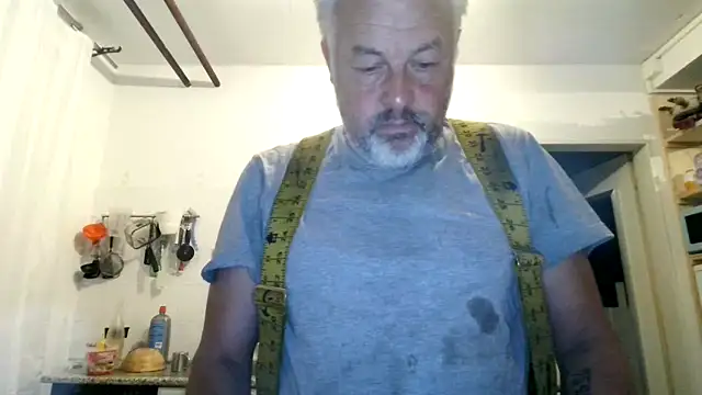 Berg Boy online show from September 2025 04:04:02 AM