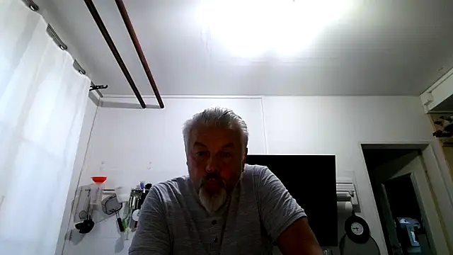 Berg Boy online show from May 2026 03:46:01 AM