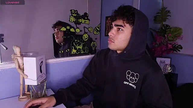 LucasCarterr  online show from September 2025 10:26:01 PM