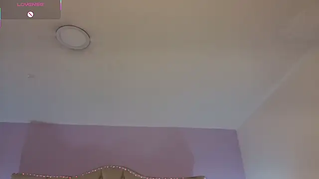 Snapshot of CarolineNasty chatting on November 2025 08:31:01 PM CarolineNasty online show from November 2025 08:31:01 PM