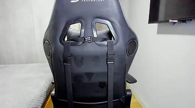 Snapshot of Dante_Storm chatting on March 2025 03:54:02 AM Dante Storm online show from March 2025 03:54:02 AM