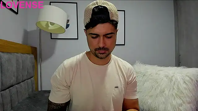 Snapshot of Dante_Storm chatting on September 2025 03:40:02 AM Dante Storm online show from September 2025 03:40:02 AM