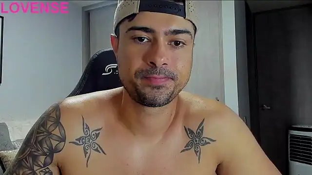 Snapshot of Dante_Storm chatting on September 2025 06:53:02 PM Dante Storm online show from September 2025 06:53:02 PM