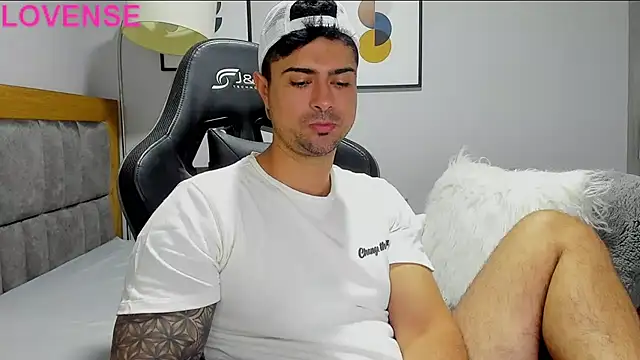 Snapshot of Dante_Storm chatting on October 2025 05:41:01 AM Dante Storm online show from October 2025 05:41:01 AM