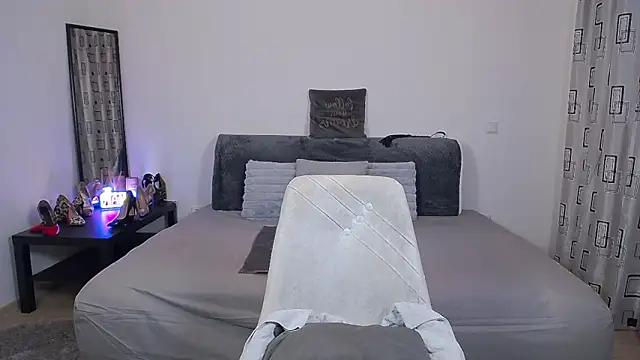SharronAlexa online show from June 2026 12:36:02 PM