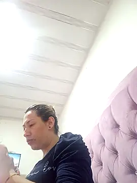 melany-92xxx online show from December 2025 02:43:02 PM