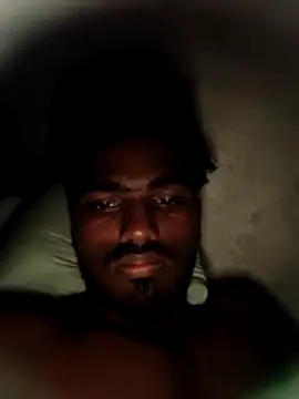 PolarFriend0 online show from April 2026 06:52:02 PM