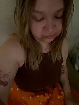 Snapshot of IMHORNYWET chatting on October 2025 06:45:02 AM IMHORNYWET online show from October 2025 06:45:02 AM