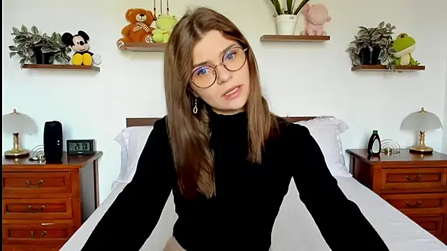 HaleyReedme online show from February 2026 08:21:01 AM