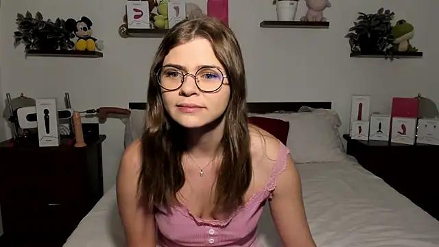 HaleyReedme online show from February 2026 07:51:02 AM