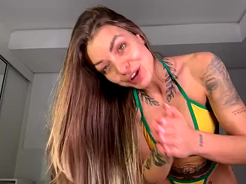 azimmer   online show from October 2025 06:16:02 PM