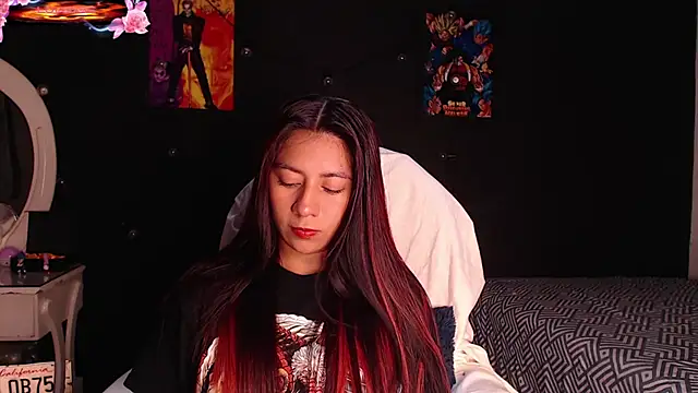 Snapshot of yes0225 chatting on November 2025 03:44:02 PM yes0225 online show from November 2025 03:44:02 PM