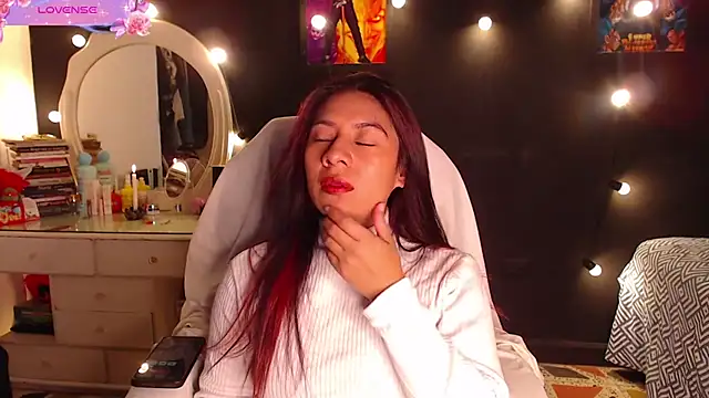 Snapshot of yes0225 chatting on November 2025 01:12:02 PM yes0225 online show from November 2025 01:12:02 PM