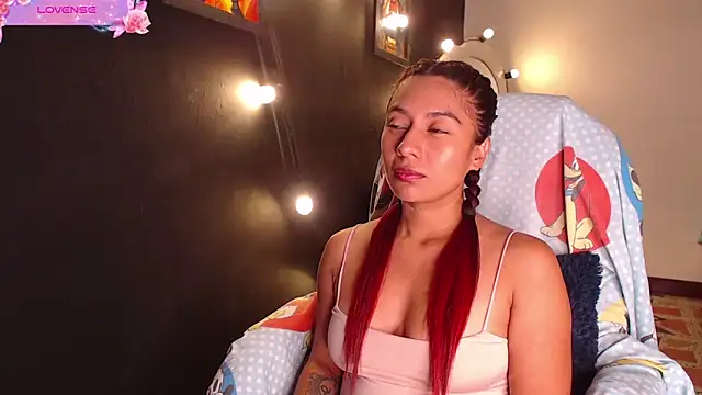 Snapshot of yes0225 chatting on February 2026 01:10:01 PM yes0225 online show from February 2026 01:10:01 PM