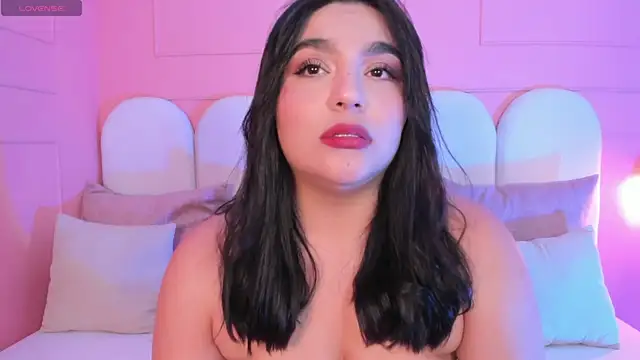 eva sainnt online show from December 2025 05:38:02 AM