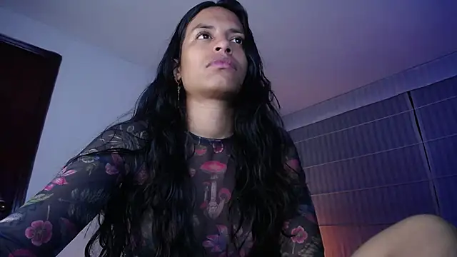 Snapshot of Violet_King chatting on November 2025 02:12:01 AM Violet King online show from November 2025 02:12:01 AM