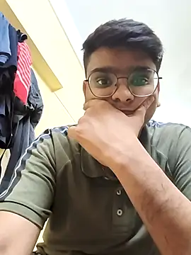 Snapshot of sutfvkii chatting on March 2025 07:28:02 PM sutfvkii online show from March 2025 07:28:02 PM