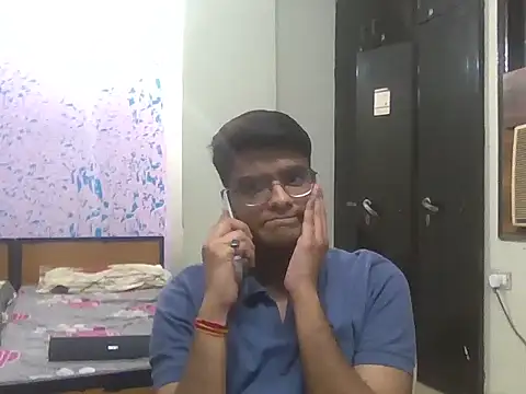 Snapshot of sutfvkii chatting on November 2025 06:07:02 PM sutfvkii online show from November 2025 06:07:02 PM