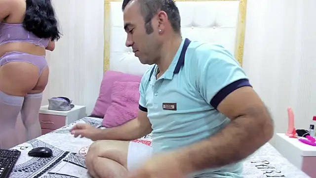 Snapshot of Mariham-Murath chatting on March 2025 10:55:02 AM Mariham-Murath online show from March 2025 10:55:02 AM