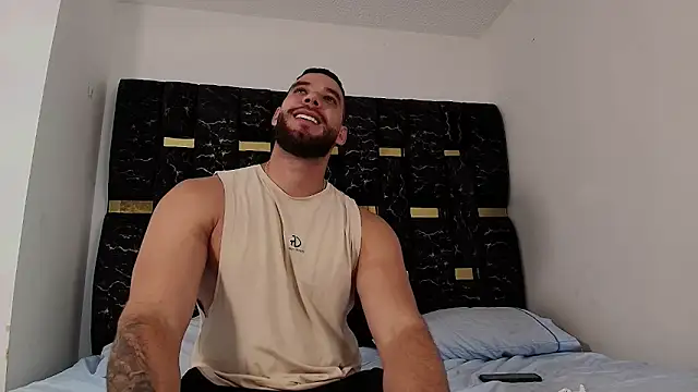 Snapshot of chris_blake__ chatting on October 2025 06:31:01 PM chris blake online show from October 2025 06:31:01 PM