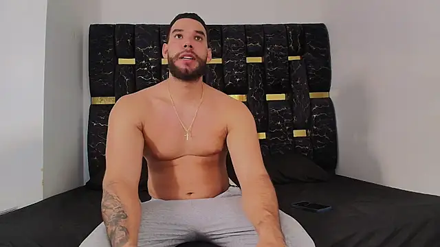 Snapshot of chris_blake__ chatting on December 2025 06:02:01 PM chris blake online show from December 2025 06:02:01 PM