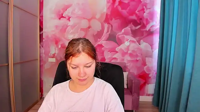 AngelinaLow online show from May 2026 05:27:02 AM