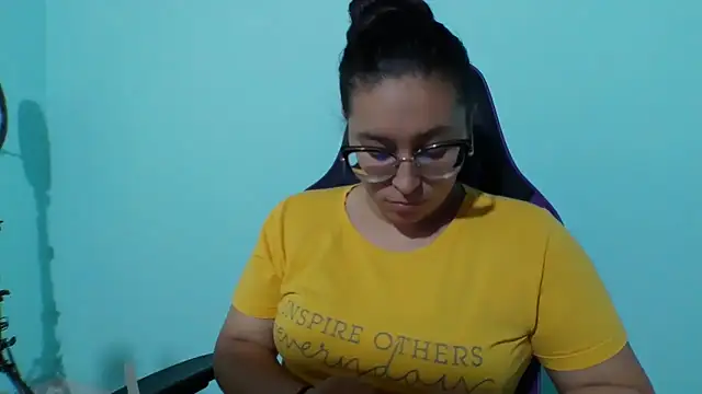 cloe starr online show from September 2025 01:32:02 AM