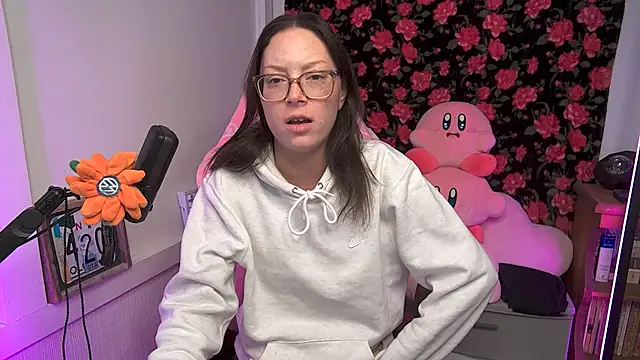 SpaceCowWhore online show from February 2026 04:18:01 PM