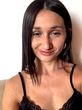 Snapshot of luci_brecman chatting on December 2025 02:00:02 PM luci brecman online show from December 2025 02:00:02 PM